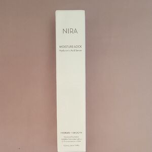 NIRA White Hyaluronic Acid Serum